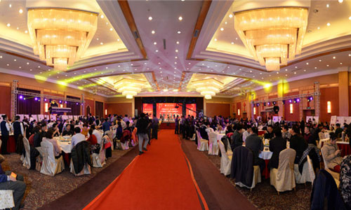 團結(jié)凝聚 互助共贏——2015威龍公司迎新春聯(lián)誼會隆重舉行